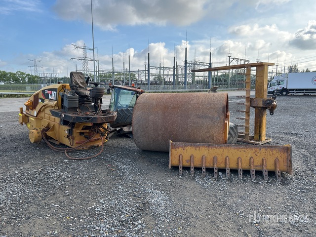 Cat CS76XT Smooth Drum Compactor - Desbrozadora de martillos/ Trituradora: foto 1 Cat CS76XT Smooth Drum Compactor - Desbrozadora de martillos/ Trituradora: foto 1