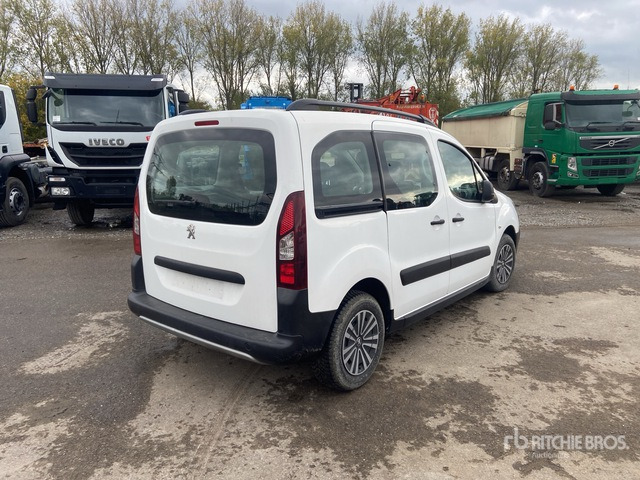 2017 Peugeot Partner Gesloten vrachtwagen - Otros maquinaria: foto 5 2017 Peugeot Partner Gesloten vrachtwagen - Otros maquinaria: foto 5