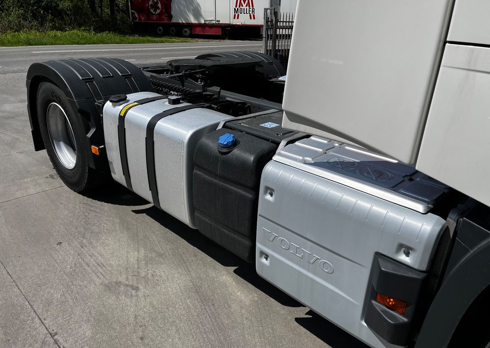 Cabeza tractora Volvo FH 500 EURO 6 // Standard // 2024 Rok // Parkclima // Globe XL // Skóry // Joystick //: foto 15