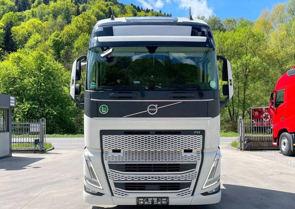 Volvo FH500 // New Face // Low Deck // Full Led // ACC // Globe XL // ParkClima // Zamiana za starszy - Cabeza tractora: foto 2 Volvo FH500 // New Face // Low Deck // Full Led // ACC // Globe XL // ParkClima // Zamiana za starszy - Cabeza tractora: foto 2