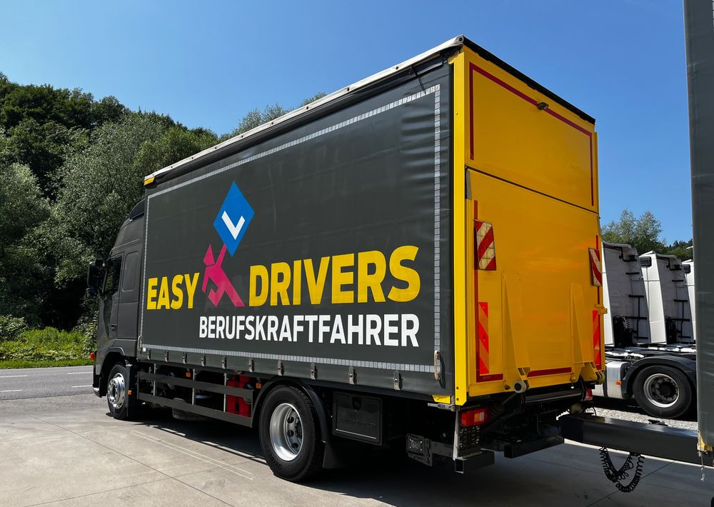 Volvo FH 420 4x2 // Zestaw + przyczepa Schwarzmuller // Jak Nowy // Niski przebieg // Automat // Idealny !!! - Camión lona: foto 4 Volvo FH 420 4x2 // Zestaw + przyczepa Schwarzmuller // Jak Nowy // Niski przebieg // Automat // Idealny !!! - Camión lona: foto 4