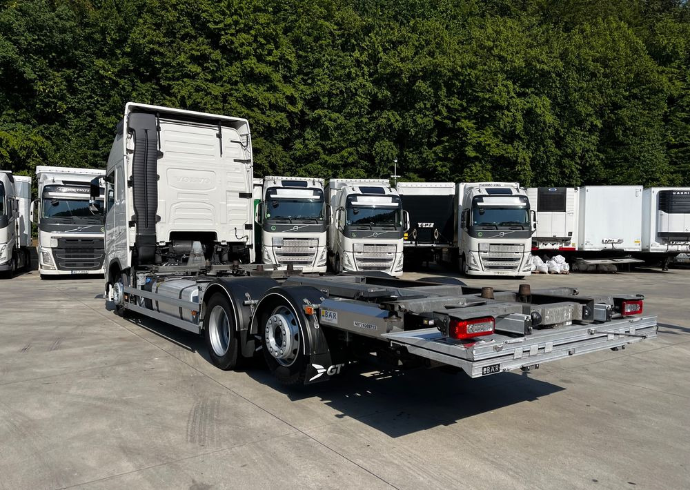Volvo FH500 BDF 6x2 // Dolny zaczep // Euro 6 motor ! // New Face // XXL Cab // - Camión chasis: foto 5 Volvo FH500 BDF 6x2 // Dolny zaczep // Euro 6 motor ! // New Face // XXL Cab // - Camión chasis: foto 5