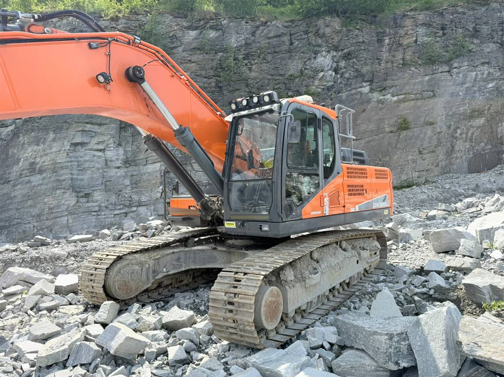 Doosan DX 300 LC-5 - Excavadora de cadenas: foto 2 Doosan DX 300 LC-5 - Excavadora de cadenas: foto 2