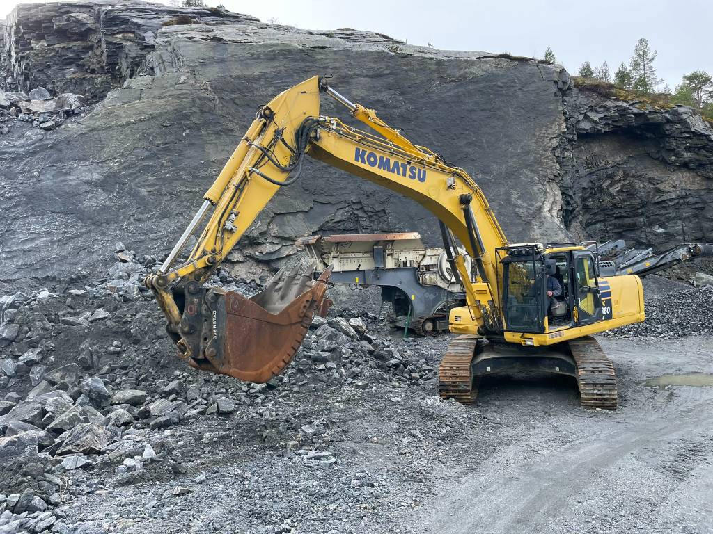Komatsu PC 360 LC-10 - Excavadora de cadenas: foto 1 Komatsu PC 360 LC-10 - Excavadora de cadenas: foto 1