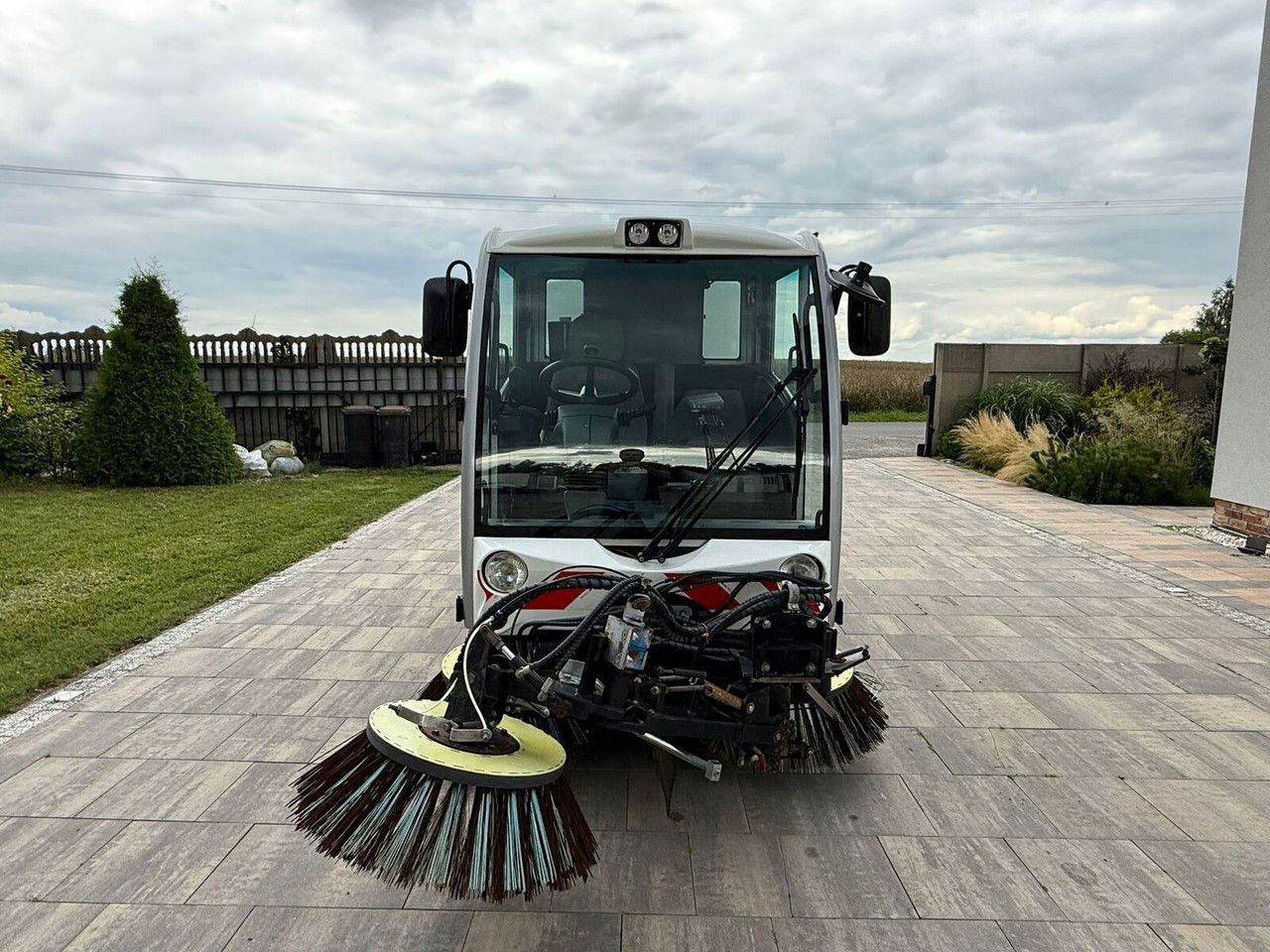 Bucher CityCat 2020 Zamiatarka 3 szczotki Klimatyzacja Ka mera cofania - Barredora vial: foto 2 Bucher CityCat 2020 Zamiatarka 3 szczotki Klimatyzacja Ka mera cofania - Barredora vial: foto 2