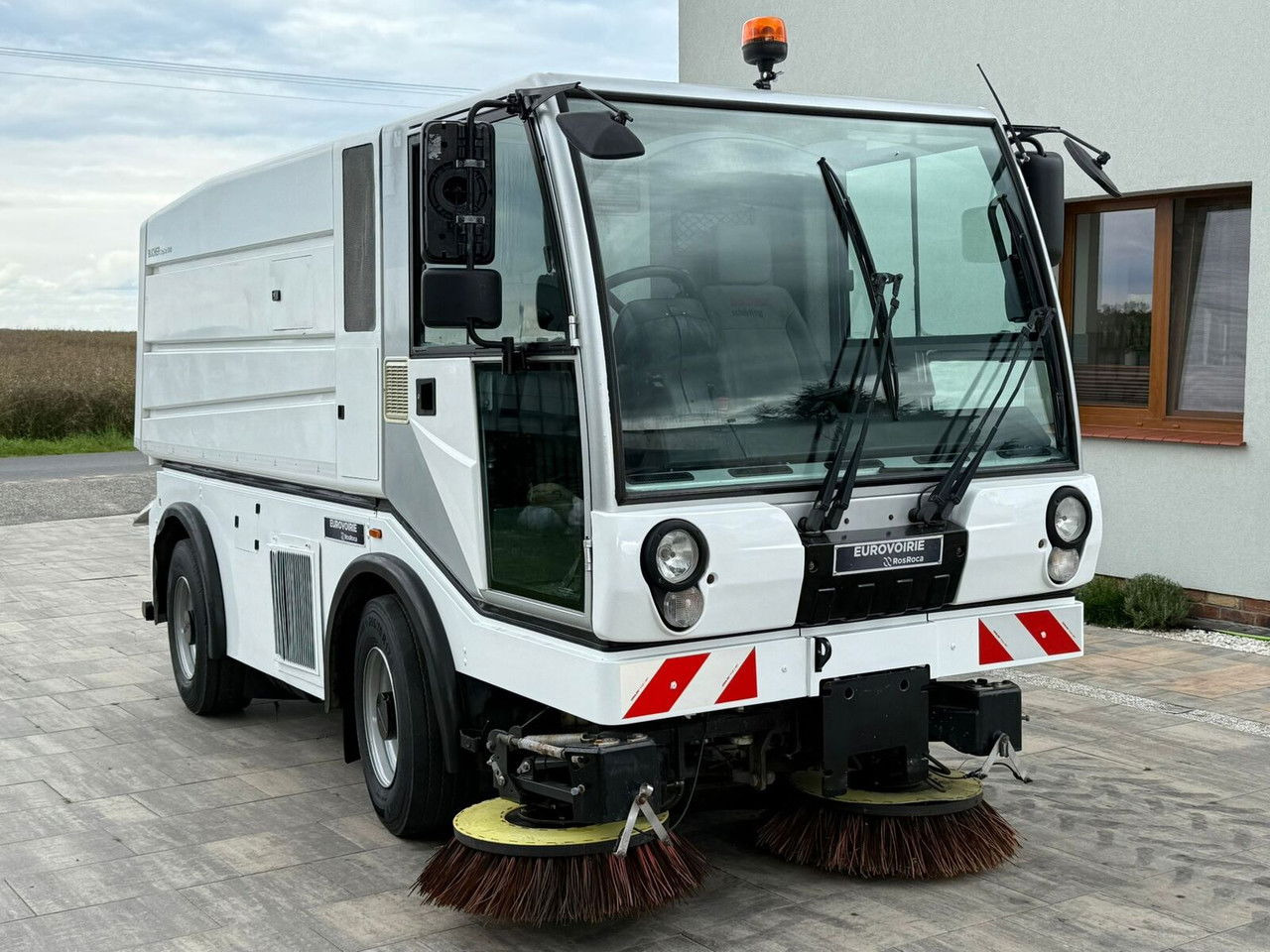 Bucher Citycat 5000 Zamiatarka 2014 Rok Kamera cofania Kl imatyzacja - Barredora vial: foto 1 Bucher Citycat 5000 Zamiatarka 2014 Rok Kamera cofania Kl imatyzacja - Barredora vial: foto 1