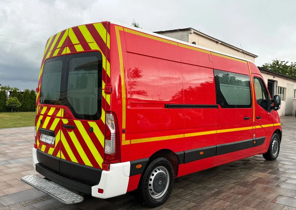 Ambulancia Renault Master: foto 8