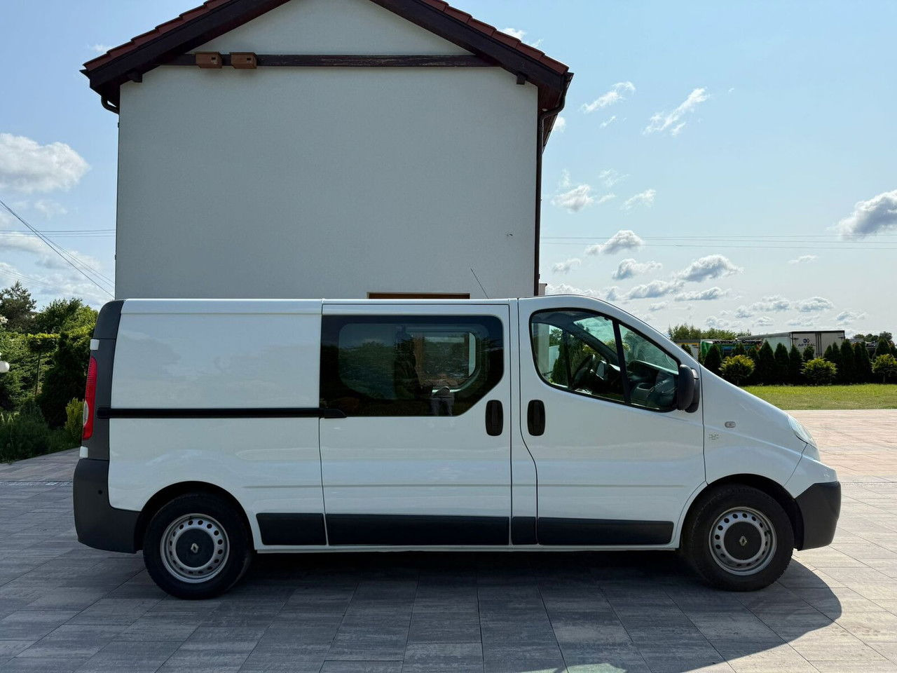 Renault Trafic 2.0 - Furgoneta pequeña, Furgoneta combi: foto 4 Renault Trafic 2.0 - Furgoneta pequeña, Furgoneta combi: foto 4