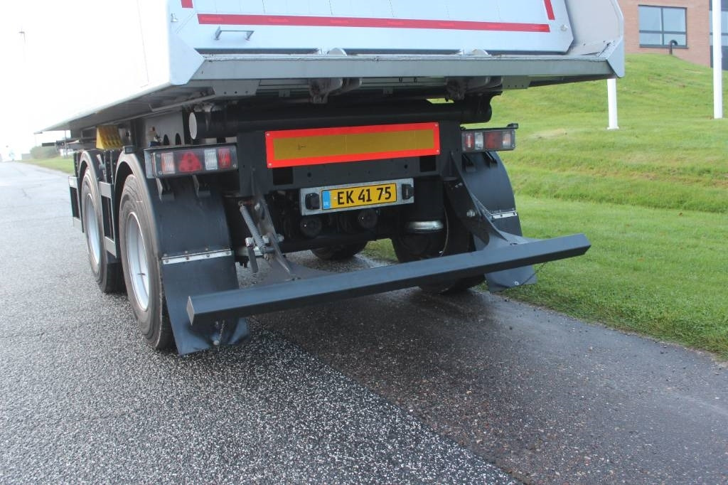 Reisch 2 akslet tiptrailer m. alu kasse (DEMO) - Semirremolque caja cerrada: foto 5 Reisch 2 akslet tiptrailer m. alu kasse (DEMO) - Semirremolque caja cerrada: foto 5