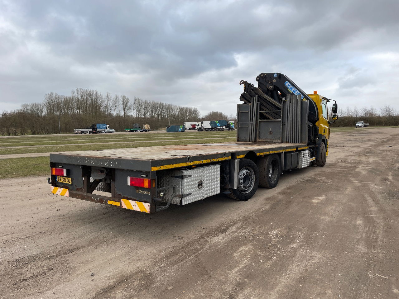 DAF 85.410 Met Effer 470 6s laadkraan ladekran loadercrane crane palfinger hiab - Camión grúa: foto 4 DAF 85.410 Met Effer 470 6s laadkraan ladekran loadercrane crane palfinger hiab - Camión grúa: foto 4