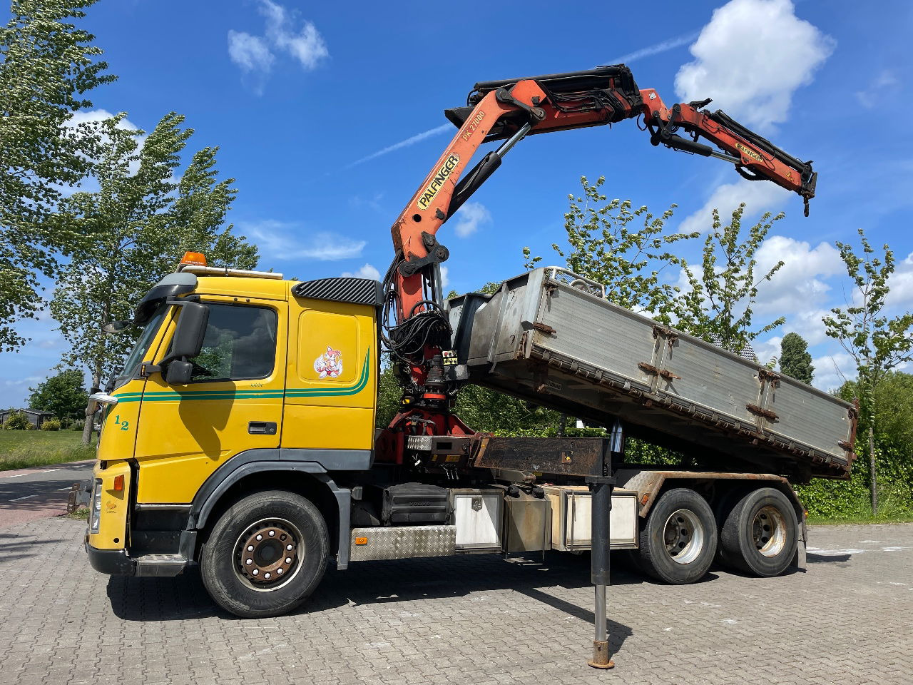 Volvo FM 12.380 .380 with Palfinger PK27000 with jib and tipper box - Camión volquete, Camión grúa: foto 1 Volvo FM 12.380 .380 with Palfinger PK27000 with jib and tipper box - Camión volquete, Camión grúa: foto 1
