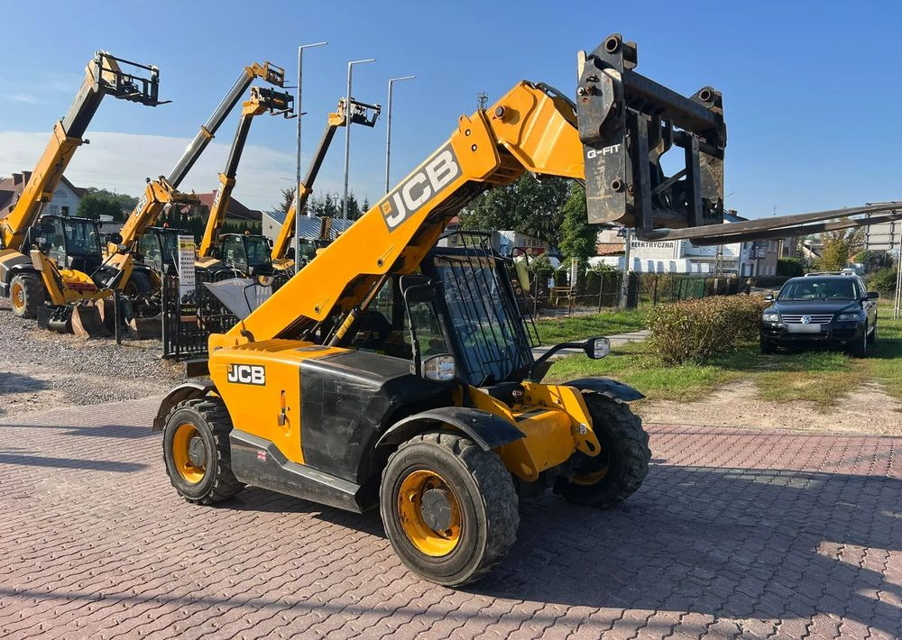 JCB 525-60 - Manipulador telescópico: foto 1 JCB 525-60 - Manipulador telescópico: foto 1