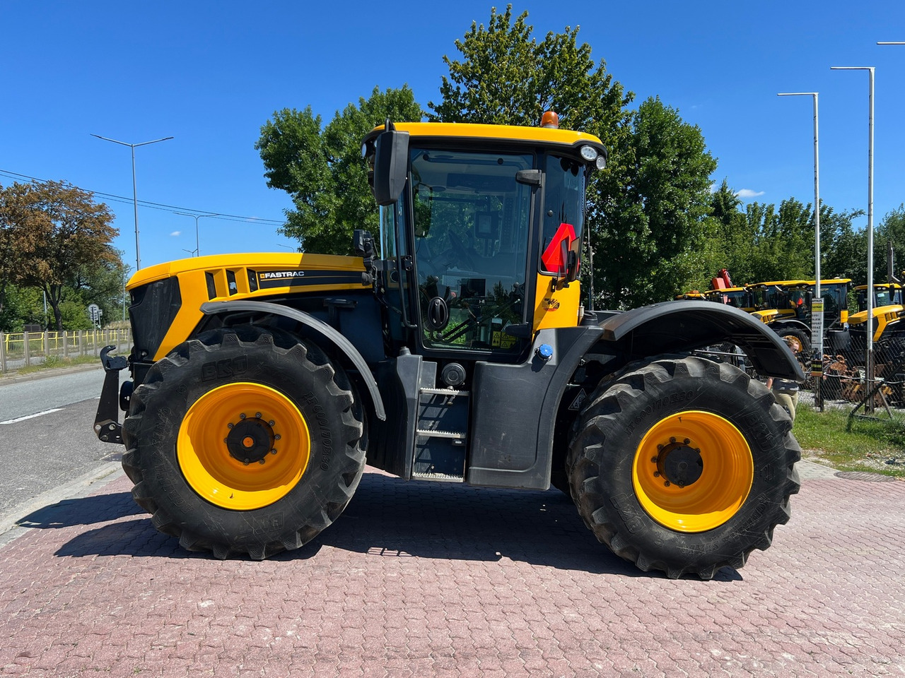 JCB Fastrac 4220 - Tractor: foto 2 JCB Fastrac 4220 - Tractor: foto 2