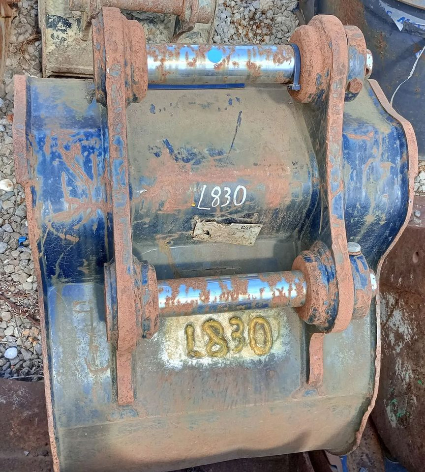 ŁYŻKA KOPIĄCA z lemieszem z zębami 22" CAT - Cazo para excavadora: foto 5 ŁYŻKA KOPIĄCA z lemieszem z zębami 22" CAT - Cazo para excavadora: foto 5