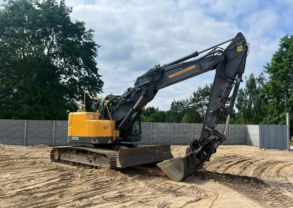 Volvo ECR235CL - Excavadora de cadenas: foto 2 Volvo ECR235CL - Excavadora de cadenas: foto 2