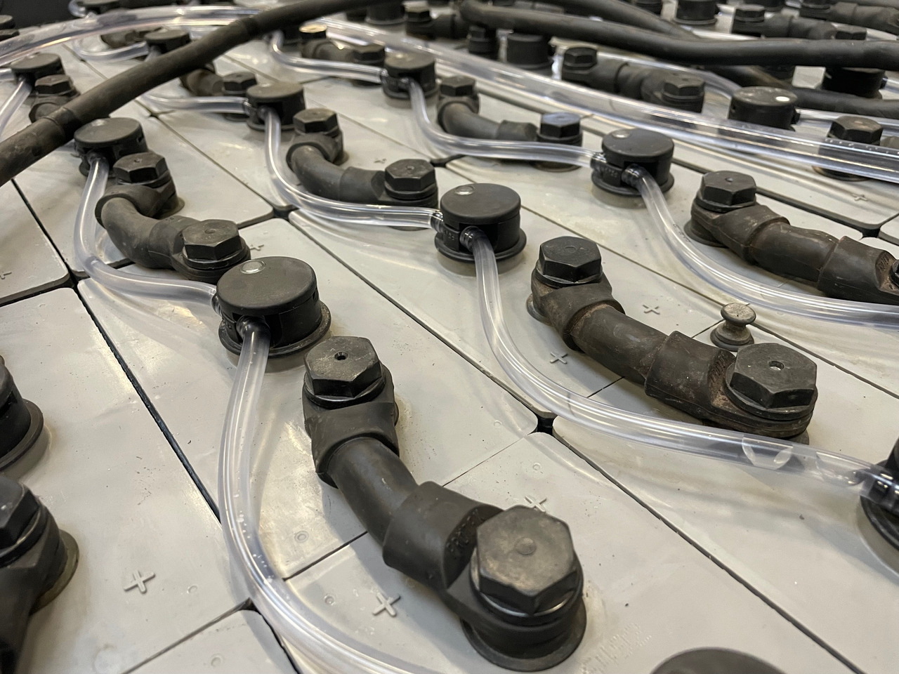 80 Volt I 5 PZS 775 - Acumulador para Carretilla elevadora: foto 4 80 Volt I 5 PZS 775 - Acumulador para Carretilla elevadora: foto 4