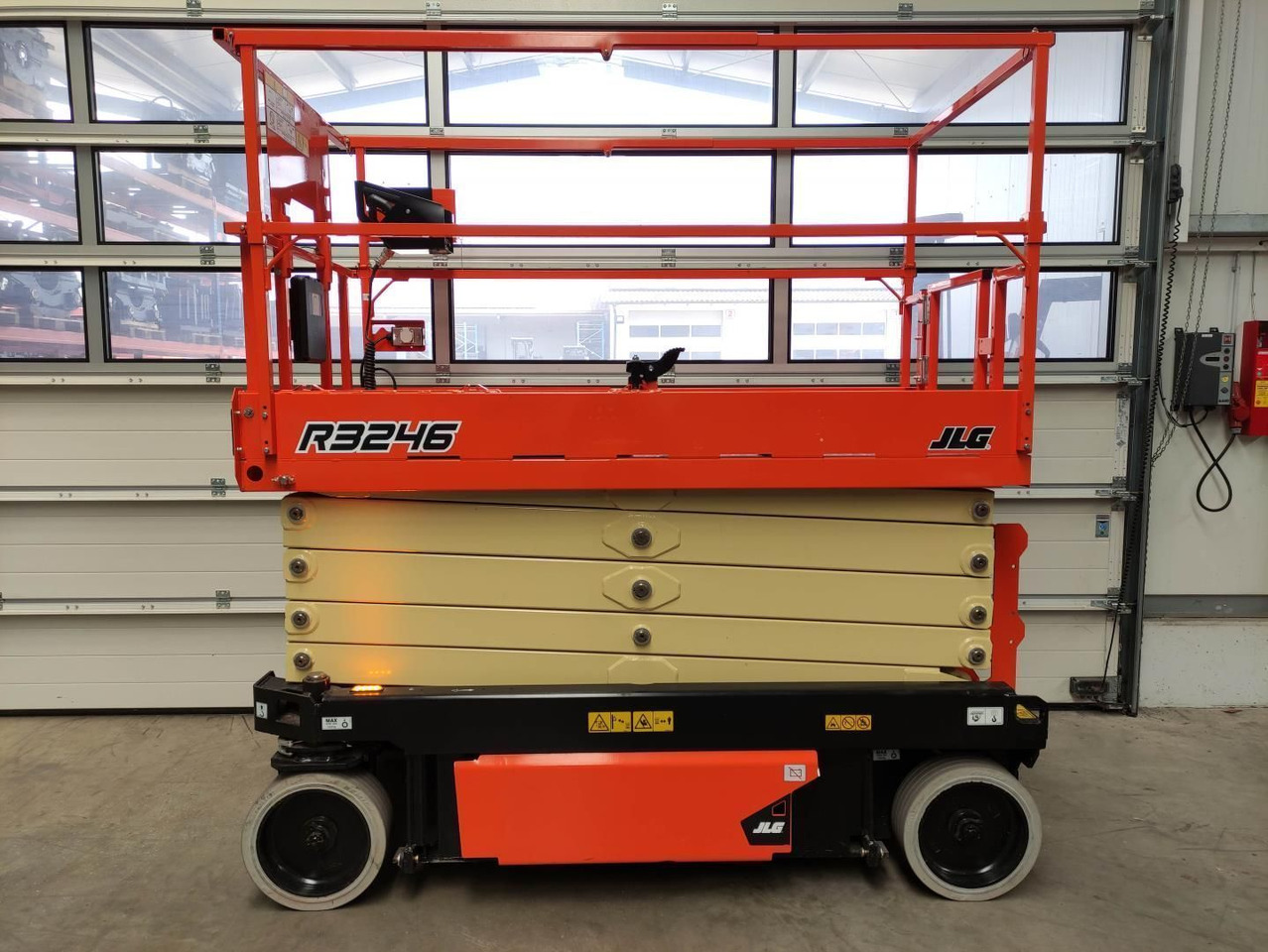 JLG R3246 - Plataforma de tijeras: foto 1 JLG R3246 - Plataforma de tijeras: foto 1