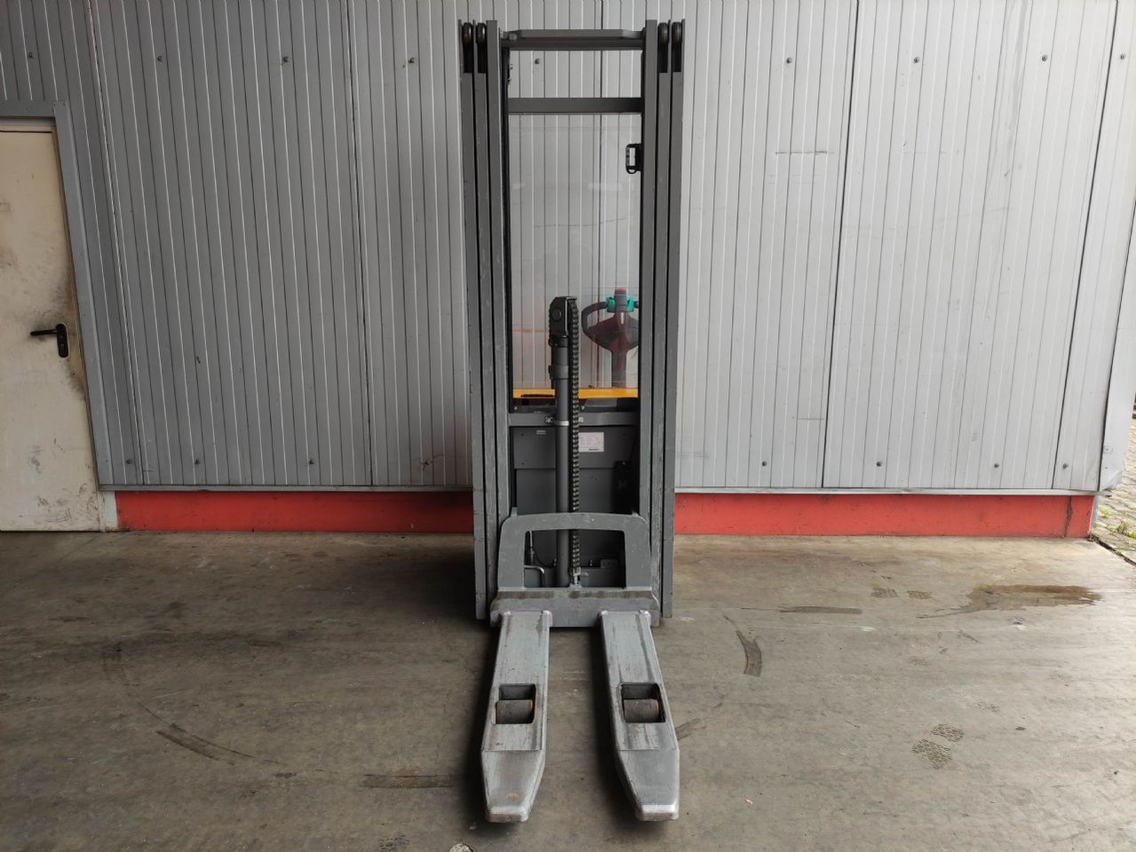 Jungheinrich EJC 214 - Apilador: foto 3 Jungheinrich EJC 214 - Apilador: foto 3