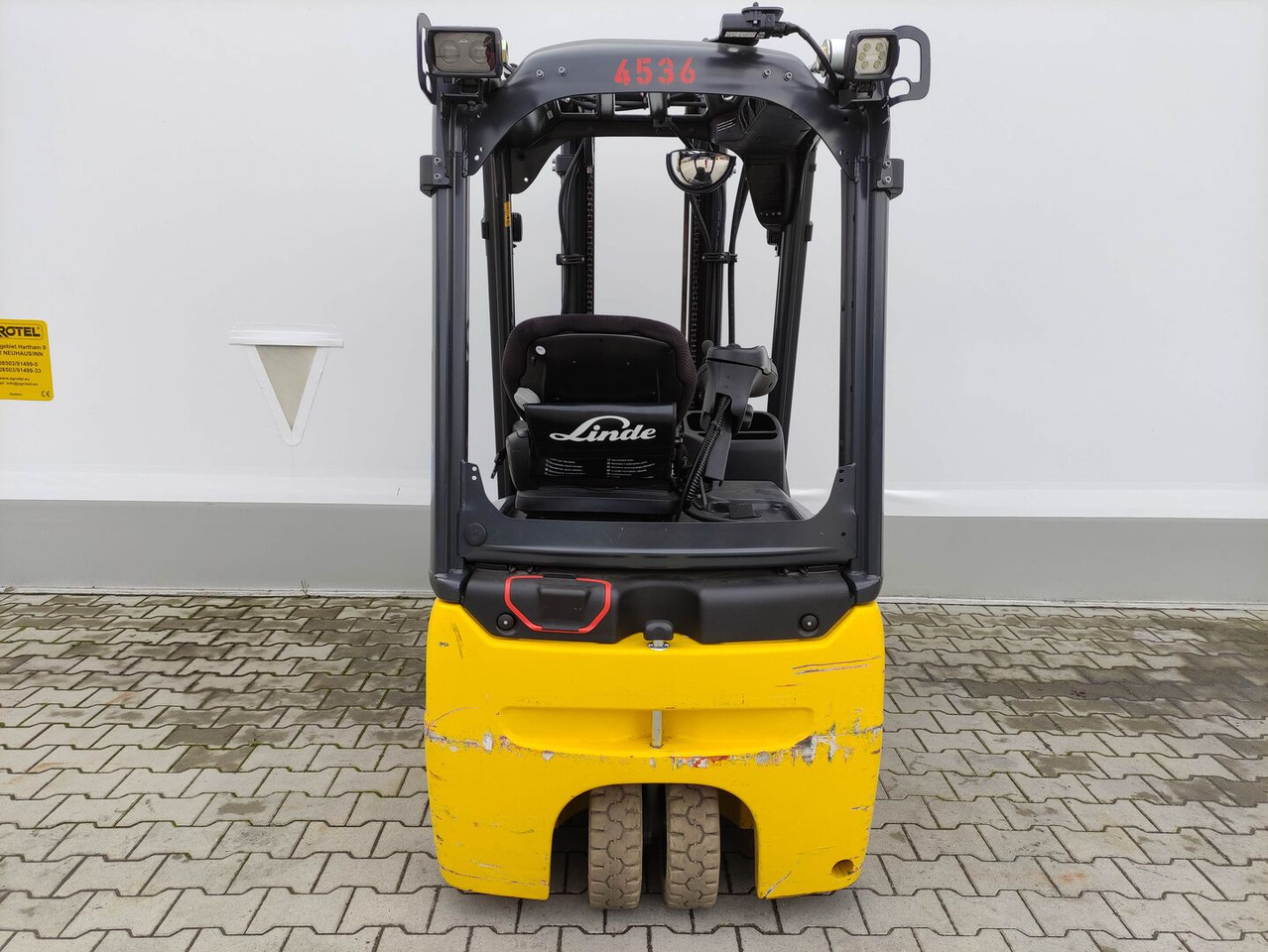 Linde E16-C-02-387 EVO - Carretilla elevadora eléctrica: foto 4 Linde E16-C-02-387 EVO - Carretilla elevadora eléctrica: foto 4