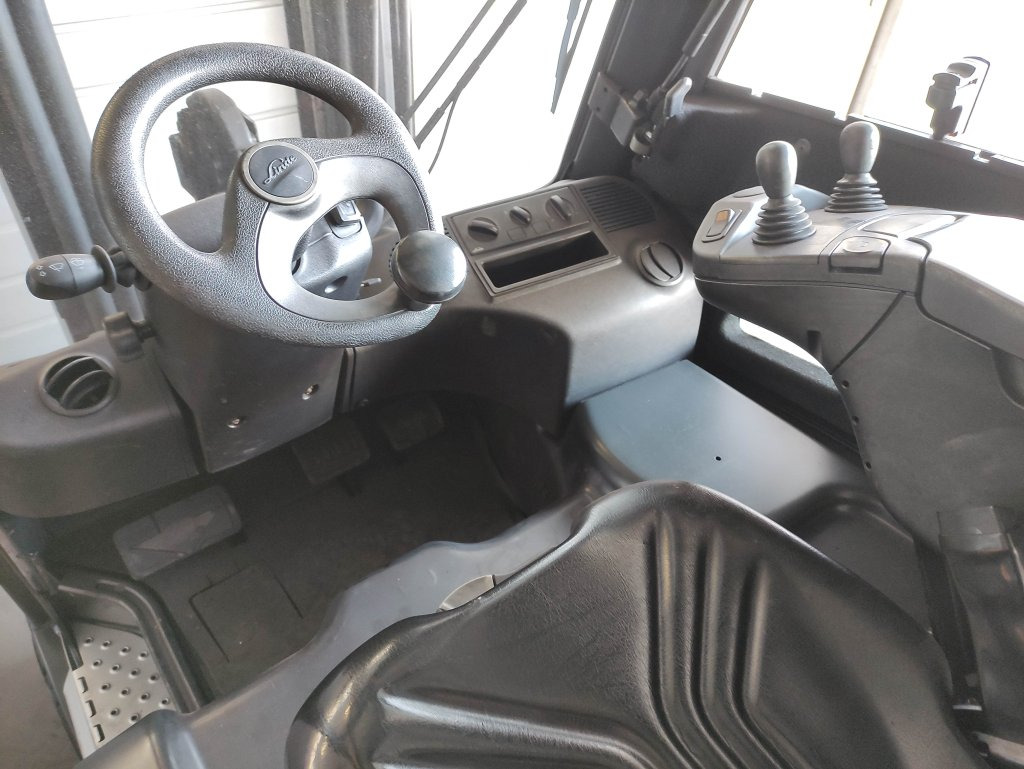 Linde E16PH-02-386 EVO - Carretilla elevadora eléctrica: foto 5 Linde E16PH-02-386 EVO - Carretilla elevadora eléctrica: foto 5