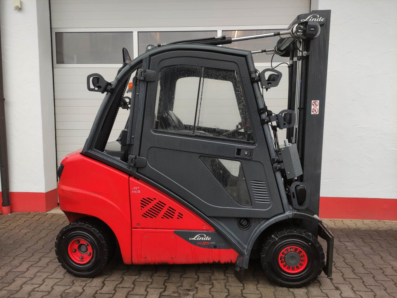Linde H25D-02-392 EVO - Carretilla elevadora diésel: foto 2 Linde H25D-02-392 EVO - Carretilla elevadora diésel: foto 2