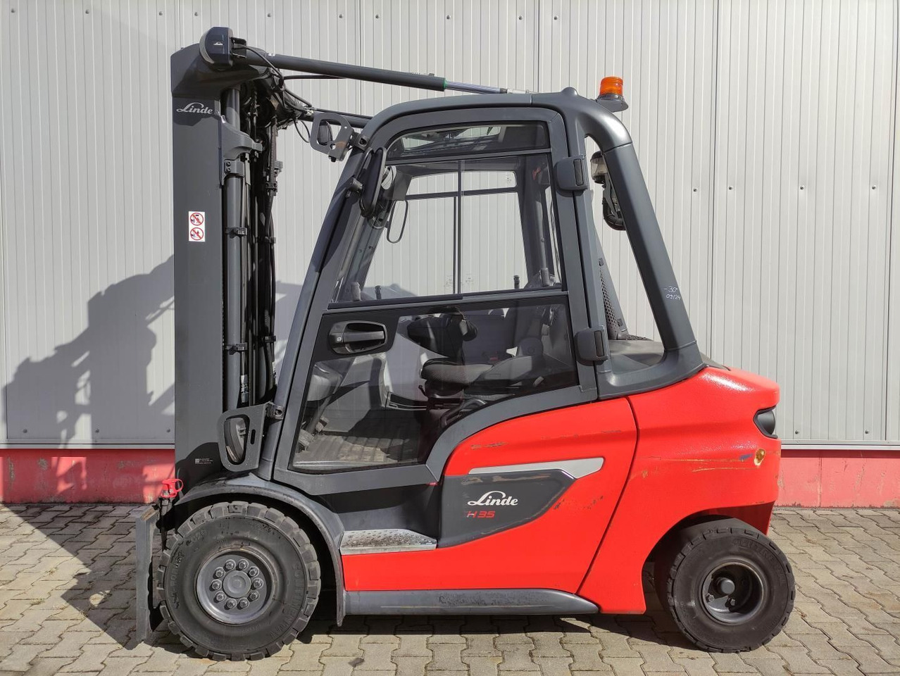 Linde H35-01-120 - Carretilla elevadora diésel: foto 1 Linde H35-01-120 - Carretilla elevadora diésel: foto 1