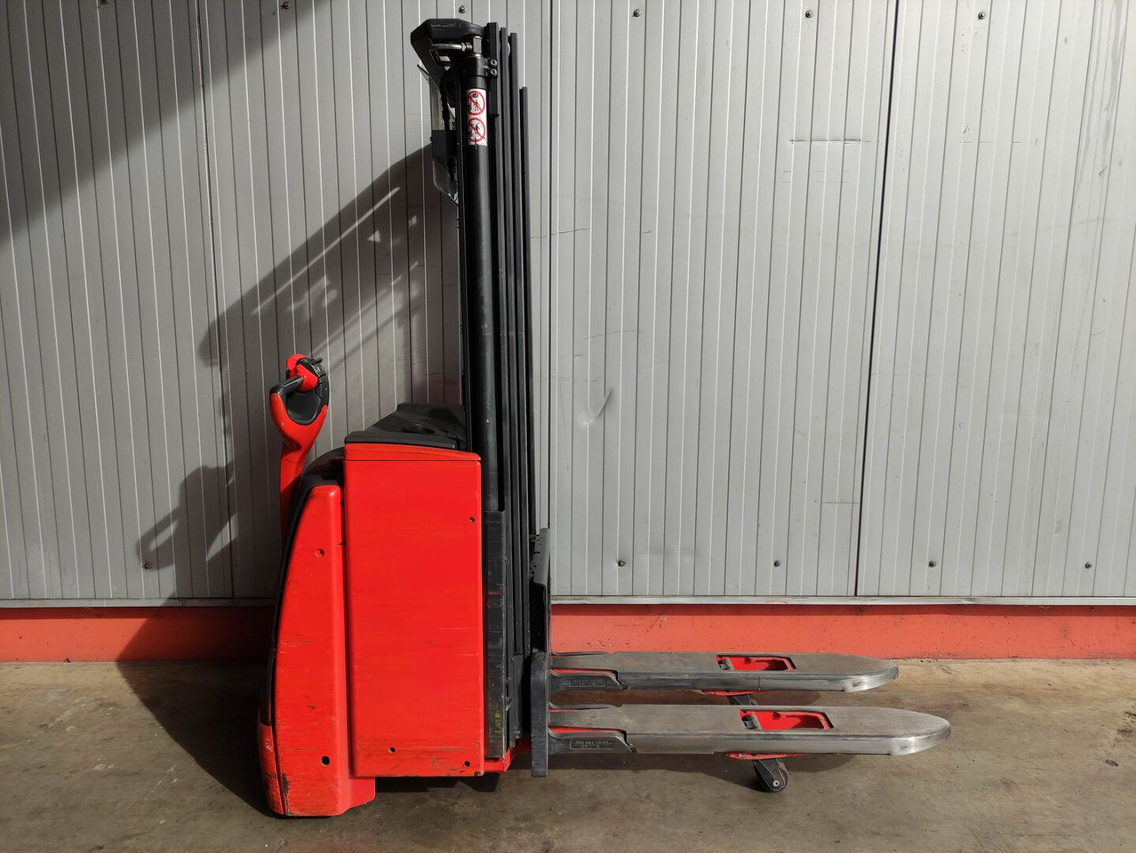 Linde L14-1173 - Apilador: foto 2 Linde L14-1173 - Apilador: foto 2