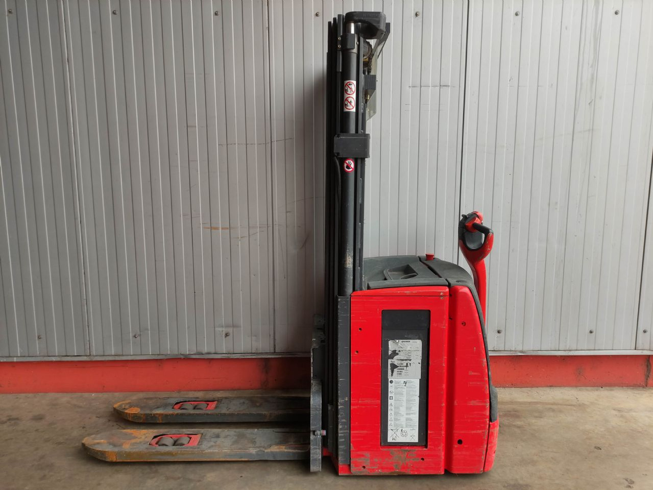 Linde L20-1173 - Apilador: foto 1 Linde L20-1173 - Apilador: foto 1