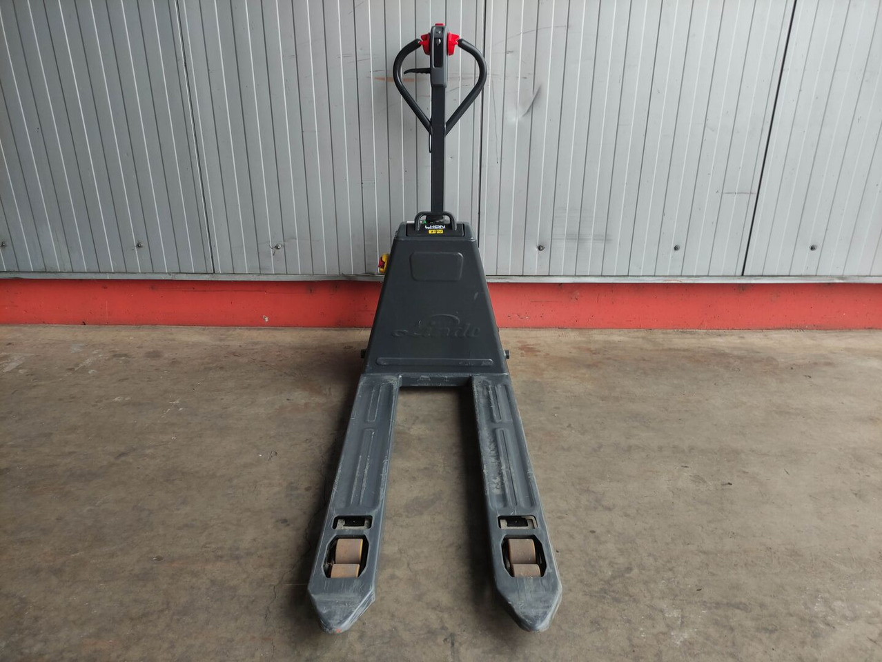 Linde MT15C - Transpaleta: foto 3 Linde MT15C - Transpaleta: foto 3
