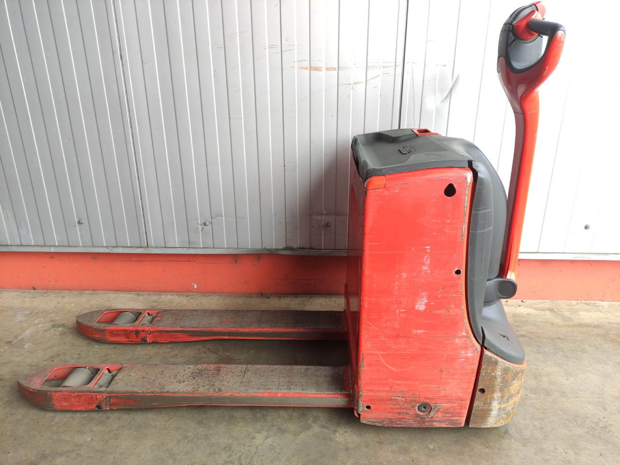 Linde T16-1152 - Transpaleta: foto 1 Linde T16-1152 - Transpaleta: foto 1