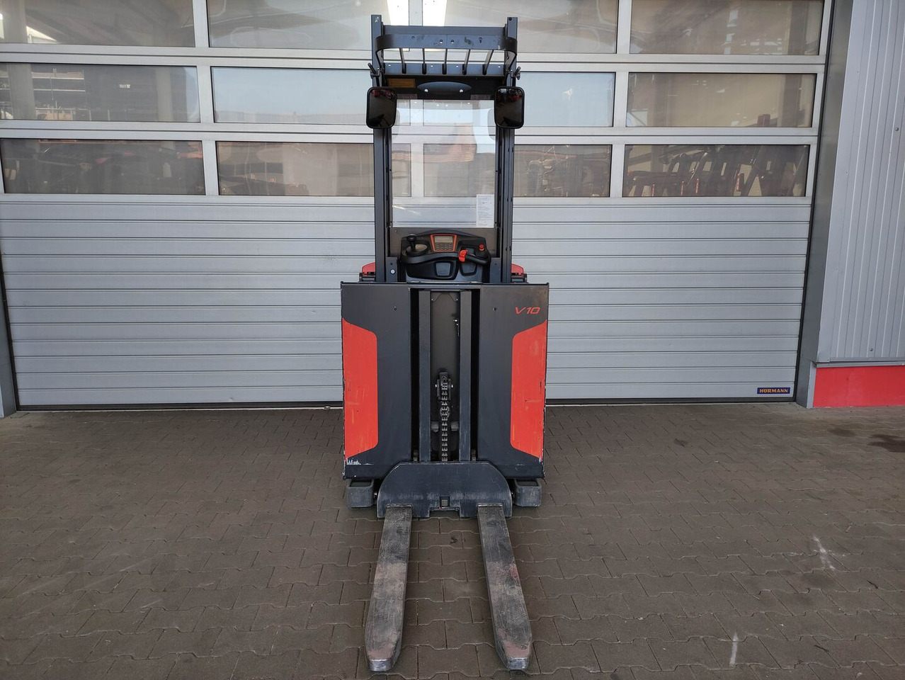 Linde V10-02 - Recoge pedidos: foto 4 Linde V10-02 - Recoge pedidos: foto 4
