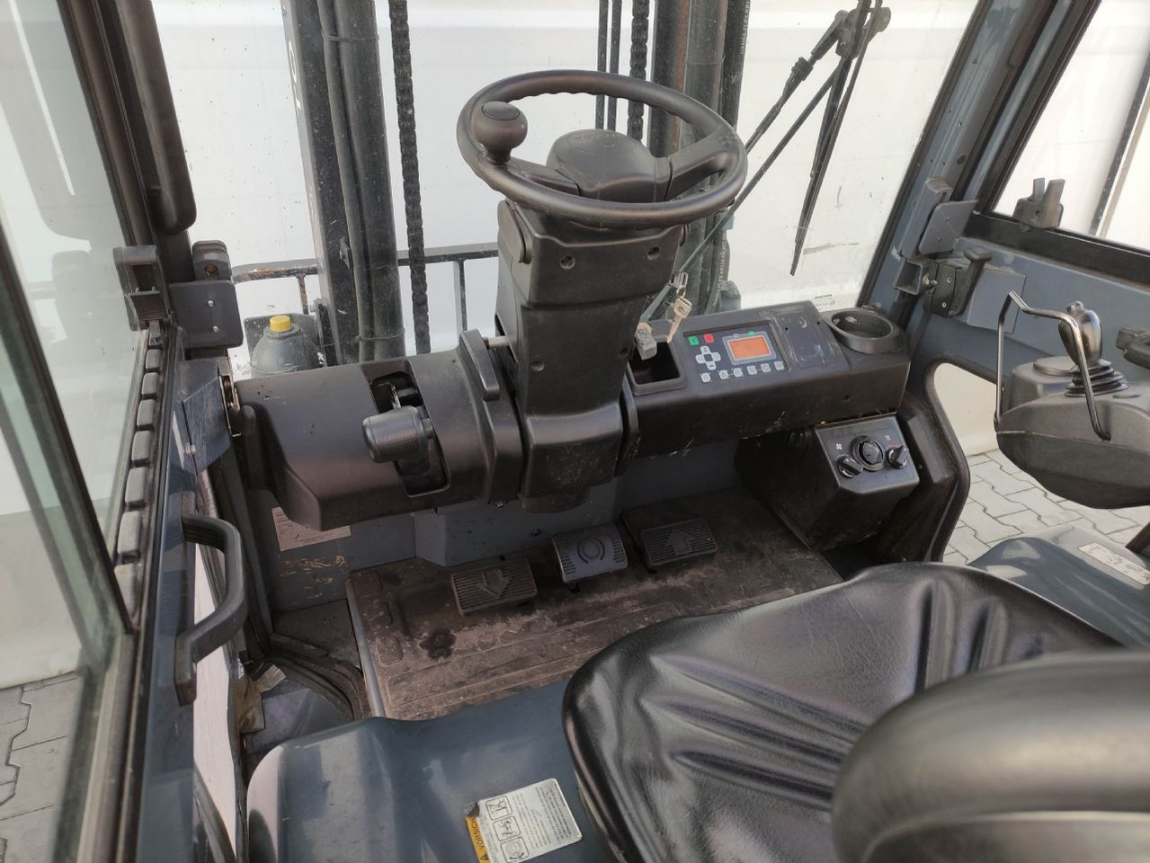 Toyota 8FBMKT25 - Carretilla elevadora eléctrica: foto 5 Toyota 8FBMKT25 - Carretilla elevadora eléctrica: foto 5