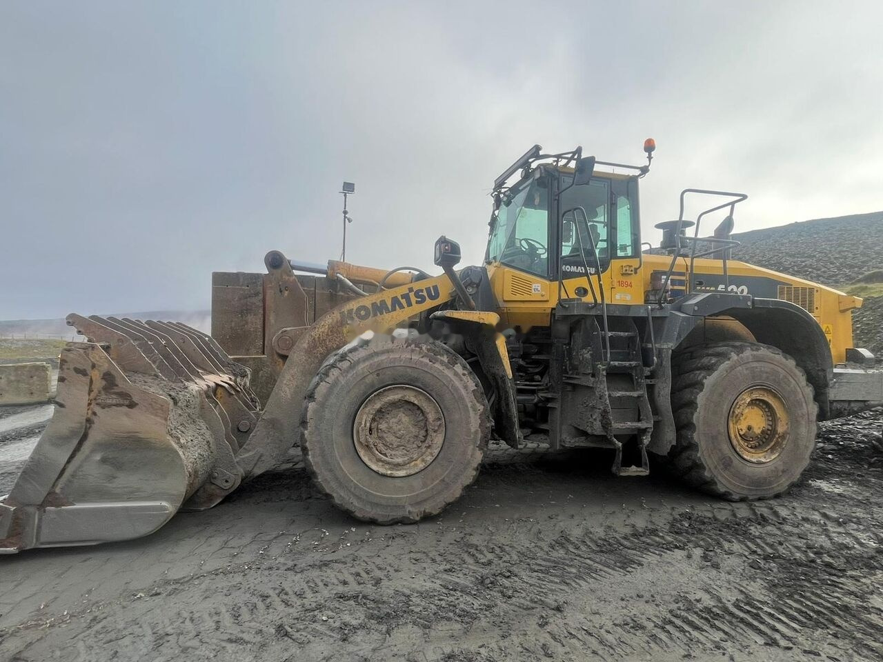 Komatsu WA500-7 - Cargadora de ruedas: foto 2 Komatsu WA500-7 - Cargadora de ruedas: foto 2