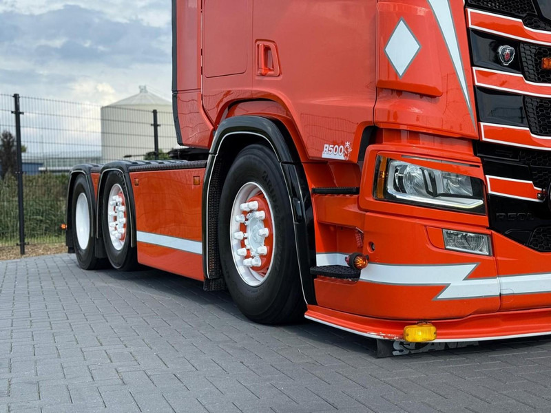 Scania R500 SHOWTRUCK, VOLLUCHT, PTO/HYDRAULIEK, RETARDER, 6X2/4. - Cabeza tractora: foto 5 Scania R500 SHOWTRUCK, VOLLUCHT, PTO/HYDRAULIEK, RETARDER, 6X2/4. - Cabeza tractora: foto 5