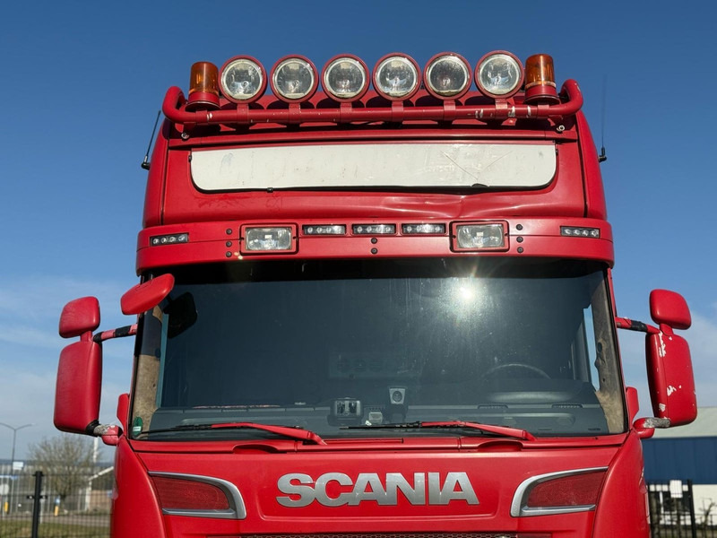 Scania R560 V8 RETARDER, FULL SPOILER, STEEL/AIR, LEATHER, 2 TANKS. - Cabeza tractora: foto 3 Scania R560 V8 RETARDER, FULL SPOILER, STEEL/AIR, LEATHER, 2 TANKS. - Cabeza tractora: foto 3