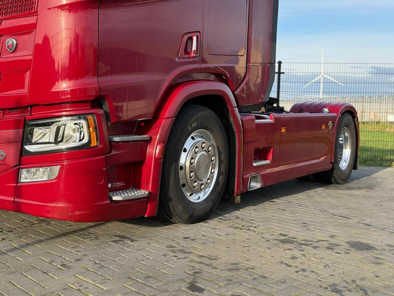 Scania R580 V8 NGS 2 TANKS, RETARDER, LEDER, ALU, VOLLUCHT, SMART V2, PARK COOL. - Cabeza tractora: foto 2 Scania R580 V8 NGS 2 TANKS, RETARDER, LEDER, ALU, VOLLUCHT, SMART V2, PARK COOL. - Cabeza tractora: foto 2
