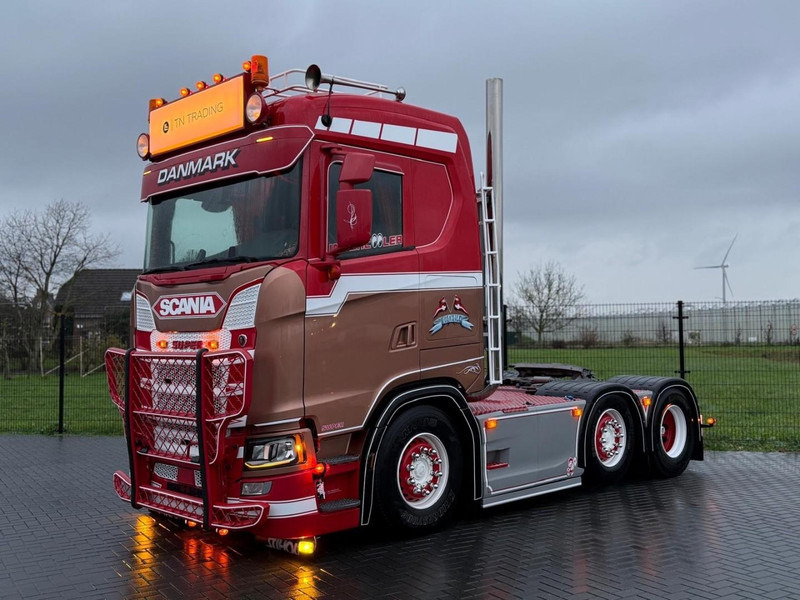 Scania S500 SHOW, FULL AIR, LEATHER, TOP CONDITIE, STEERING PUSHER. - Cabeza tractora: foto 3 Scania S500 SHOW, FULL AIR, LEATHER, TOP CONDITIE, STEERING PUSHER. - Cabeza tractora: foto 3