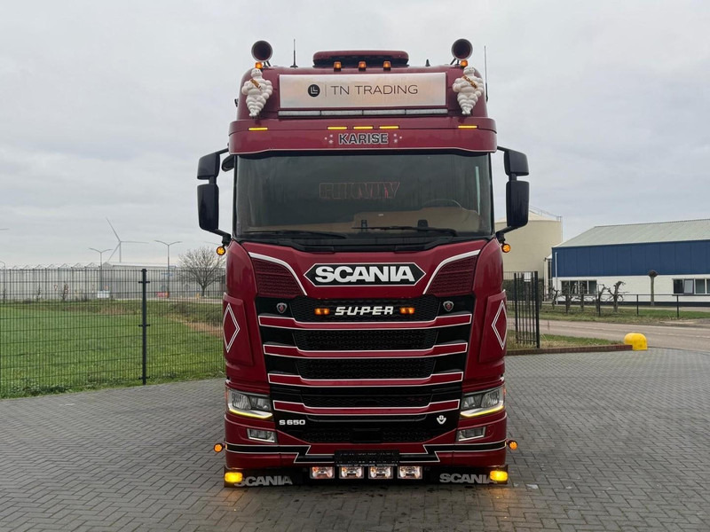 Scania S650 V8 NGS SHOW TRUCK, INTERIOR, FULL AIR, ALCOA, PTO, FULL! - Cabeza tractora: foto 2 Scania S650 V8 NGS SHOW TRUCK, INTERIOR, FULL AIR, ALCOA, PTO, FULL! - Cabeza tractora: foto 2