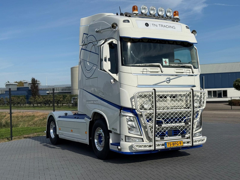 Volvo FH 13.460 SHOWSTAAT, HYDRAULIEK, COMPRESSOR, ADR, I-PARK COOL, INTERIEUR. - Cabeza tractora: foto 1 Volvo FH 13.460 SHOWSTAAT, HYDRAULIEK, COMPRESSOR, ADR, I-PARK COOL, INTERIEUR. - Cabeza tractora: foto 1