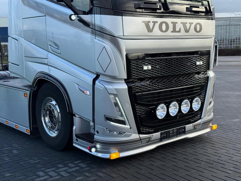 Volvo FH 13.460XL SHOW, ALCOA, INTERIEUR, ALS NIEUW, PUSHER, TOP. - Cabeza tractora: foto 5 Volvo FH 13.460XL SHOW, ALCOA, INTERIEUR, ALS NIEUW, PUSHER, TOP. - Cabeza tractora: foto 5