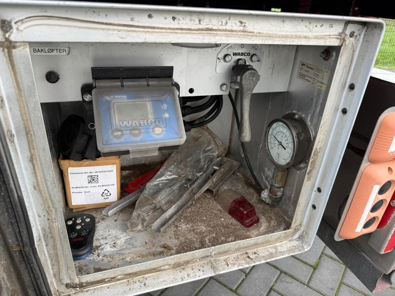 Semirremolque frigorífico Limetec PPU342 MEGA, ZIJDEUREN, WEINIG UREN, STUURAS, TOPSTAAT.: foto 20