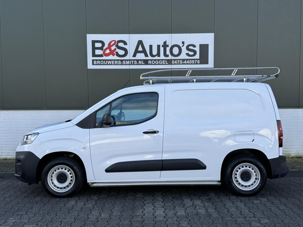 Citroën Berlingo-1.6 BlueHDI Club Airco Cruise Carplay Trekhaak Imperiaal Pdc - Furgoneta pequeña: foto 5 Citroën Berlingo-1.6 BlueHDI Club Airco Cruise Carplay Trekhaak Imperiaal Pdc - Furgoneta pequeña: foto 5