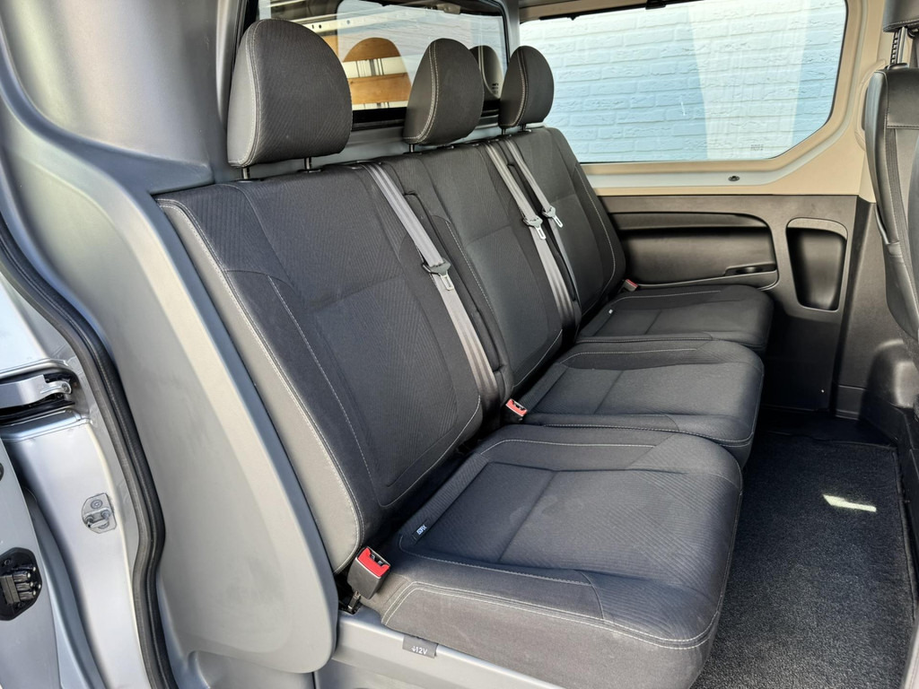 Renault Trafic-2.0 dCi 145 T29 L2H1 DC Luxe Climate control Cruise control Navigatie Apple carplay - Furgoneta combi: foto 5 Renault Trafic-2.0 dCi 145 T29 L2H1 DC Luxe Climate control Cruise control Navigatie Apple carplay - Furgoneta combi: foto 5