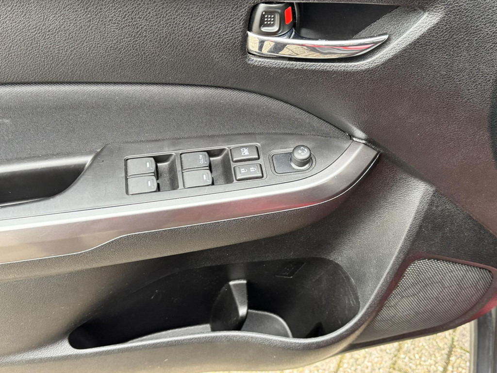 SUV/ Todoterreno Suzuki Vitara-1.4 Boosterjet Select Smart Hybrid Adaptive cruise control Climate control Parkeercamera Apple / Android carplay: foto 7 SUV/ Todoterreno Suzuki Vitara-1.4 Boosterjet Select Smart Hybrid Adaptive cruise control Climate control Parkeercamera Apple / Android carplay: foto 7