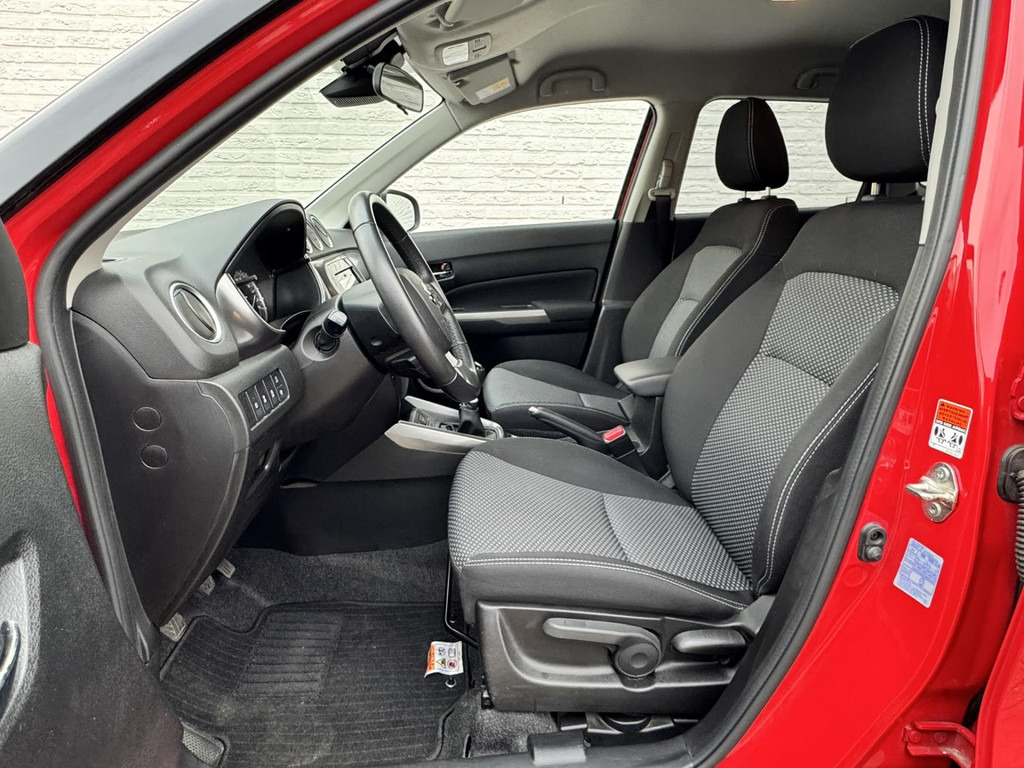 SUV/ Todoterreno Suzuki Vitara-1.4 Boosterjet Select Smart Hybrid Adaptive cruise control Climate control Parkeercamera Apple / Android carplay: foto 13 SUV/ Todoterreno Suzuki Vitara-1.4 Boosterjet Select Smart Hybrid Adaptive cruise control Climate control Parkeercamera Apple / Android carplay: foto 13