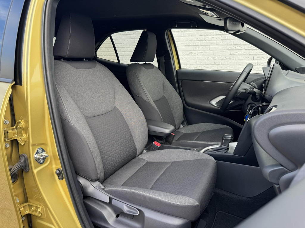 SUV/ Todoterreno Toyota Yaris Cross-1.5 Hybrid Dynamic Camera Pdc Navigatie Led verlichting Carplay Clima Stoelverwarming: foto 15