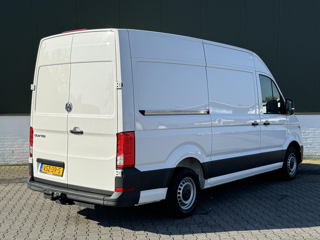 Volkswagen Crafter-30 2.0 TDI L3H3 Highline 4S banden Trekhaak Carplay Pdc v+a Cruise DAB - Furgón: foto 2 Volkswagen Crafter-30 2.0 TDI L3H3 Highline 4S banden Trekhaak Carplay Pdc v+a Cruise DAB - Furgón: foto 2