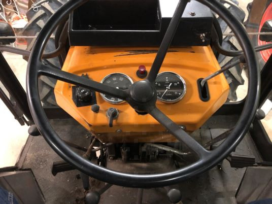 Tractor Renault 681-4S Tracteur: foto 9