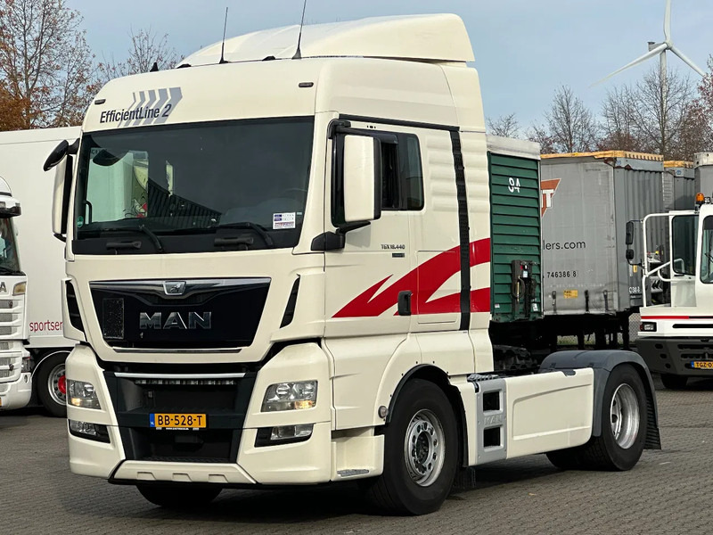 Cabeza tractora MAN TGX 18.440 XLX Full Spoiler - 2x Tank - Euro 6: foto 1