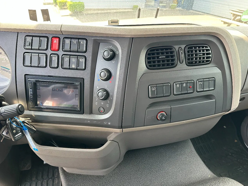 Camión frigorífico DAF LF 260 4x2 Lamberet Carrier Supra 850 / Laadklep / Apk *TOP*: foto 20